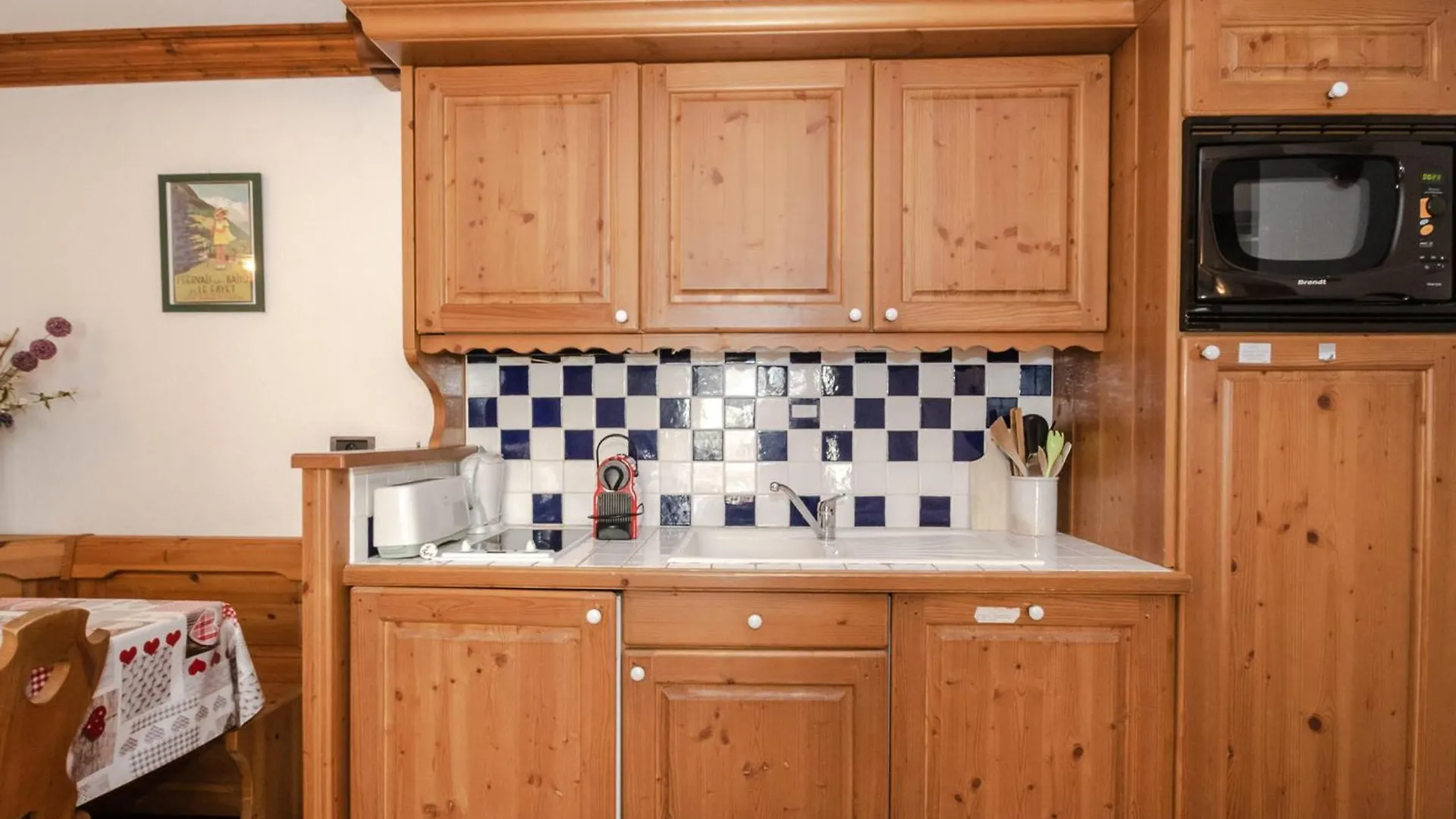 Bel Appartement Central Avec Balcon Et Parking A Chamonix - Fr-1-343-236 0*,  France